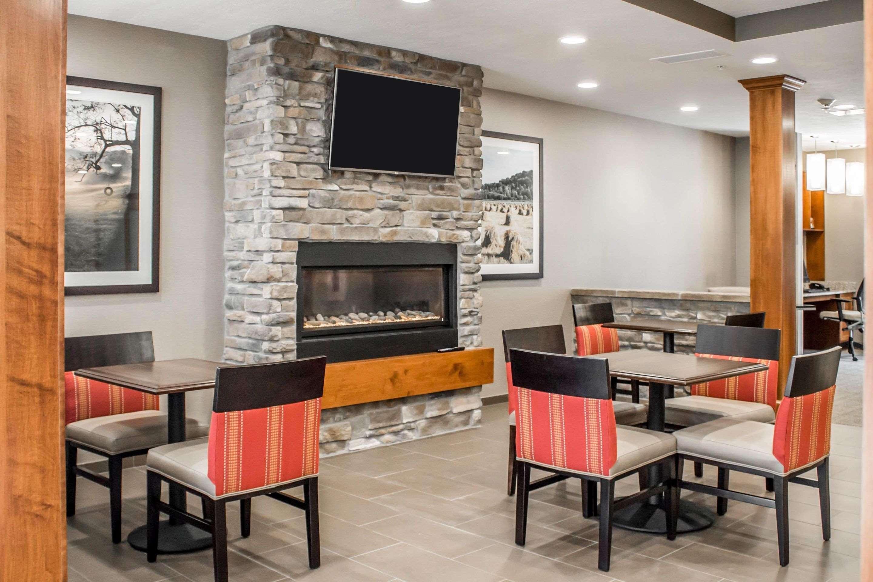 Comfort Suites Hartville-North Canton Uniontown Ngoại thất bức ảnh