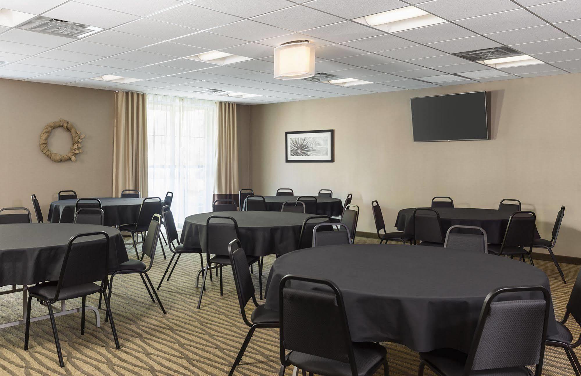 Comfort Suites Hartville-North Canton Uniontown Ngoại thất bức ảnh